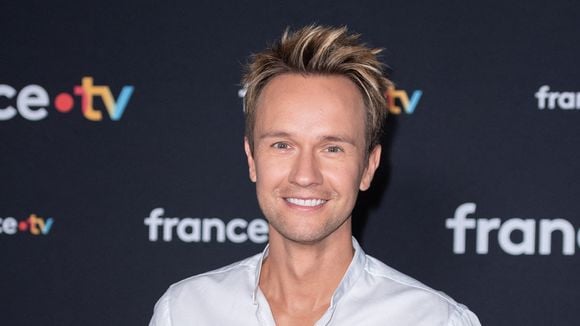 Cyril Féraud : Son fils Tim a bien grandi, il dépasse les objets très particuliers que l'animateur collectionne