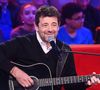 Venu armé de sa guitare, le chanteur devrait offrir de jolis moments musicaux tout comme son confrère Gaëtan Roussel.

Exclusif - Patrick Bruel lors de l'enregistrement de l'émission "Vivement dimanche" au studio Rive Gauche, présentée par M.Drucker avec une diffusion sur France 3 le 15 mars 2026, à Paris, France, le 4 mars 2026. © Guillaume Gaffiot/Bestimage