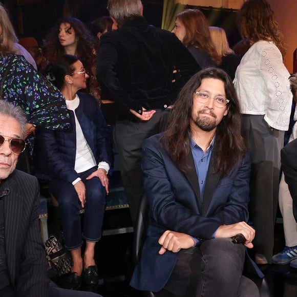 Le 7 avril prochain, une édition spéciale sera consacrée à l'immense Serge Gainsbourg.

Exclusif - Philippe Manoeuvre, Lulu Gainsbourg, Benjamin Biolay lors de l'enregistrement de l'émission "Le Grand Echiquier - Spéciale Serge Gainsbourg" présentée par C.Chazal et A.Manoukian et diffusée le 7 avril 2026 sur France 2, à Paris, France, le 17 septembre 2025. © Jack Tribeca/Bestimage