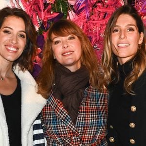 Sandrine Quétier s’exprime sur la maladie de son père

Laurie Cholewa, Sandrine Quétier et Laury Thilleman (Miss France 2011) - Illuminations de Noël du Comité du Faubourg Saint-Honoré à Paris. © Coadic Guirec/Bestimage