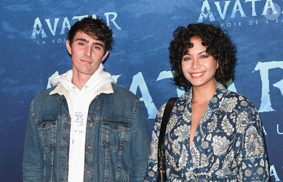 Vaimalama Chaves (Miss France 2019) et son compagnon Nicolas Fleury à la première du film "Avatar: La Voie de l'Eau" au cinéma Le Grand Rex à Paris, le 13 décembre 2022.
© Guirec Coadic/Bestimage