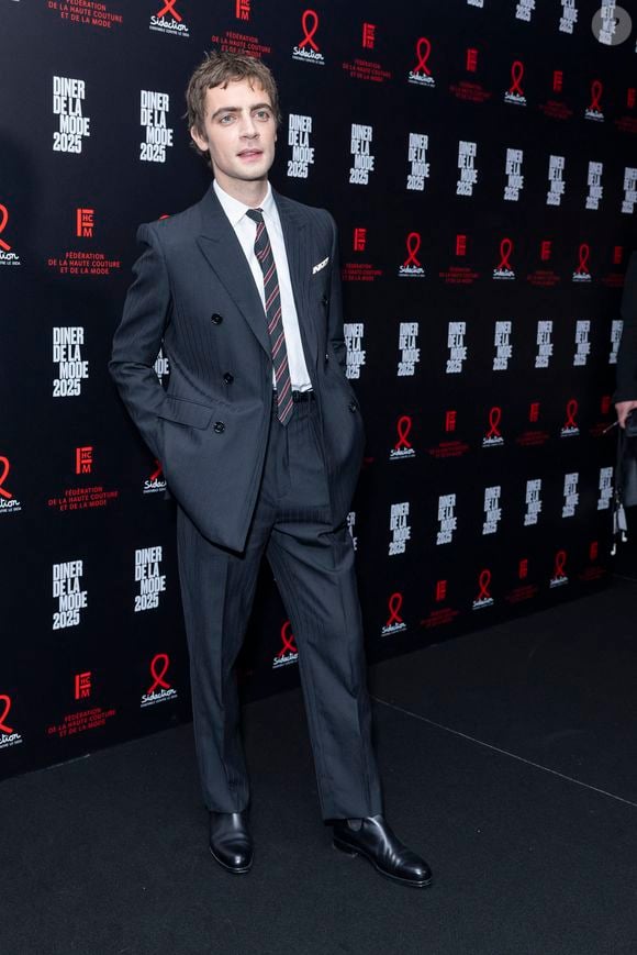 Stefan Crepon au photocall du 22ème dîner de la mode pour le Sidaction à Paris le 30 janvier 2025.
© Olivier Borde / Bestimage