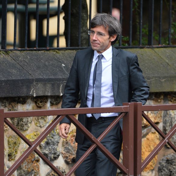 David Pujadas aux obseques de Benoit Duquesne a l'eglise Jeanne D'Arc de Versailles, France, le 10 juillet 2014. Photo ABACAPRESS.COM