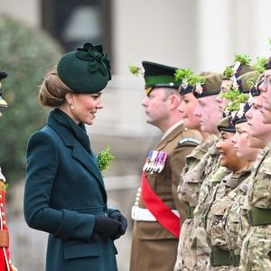 Catherine (Kate) Middleton, princesse de Galles, colonel des Irish Guards, visite le régiment lors du défilé de la Saint-Patrick à la caserne Wellington de Londres, Royaume Uni, le 17 mars 2025. © Zahu/Backgrid UK/Bestimage
