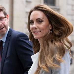 Kate Middleton assiste au Sommet sur l'avenir du travail, organisé par la Royal Foundation et le groupe de travail des entreprises pour la petite enfance à la Salesforce Tower, dans la City de Londres, au Royaume-Uni, le 18 novembre 2025. © Thomas Krych/ZUMA Press Wire/Bestimage