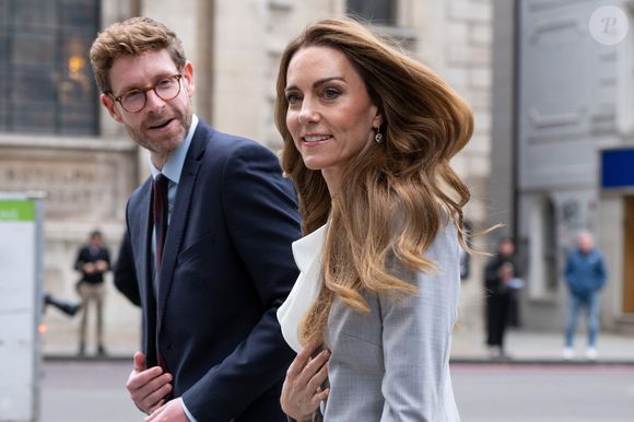 Kate Middleton assiste au Sommet sur l'avenir du travail, organisé par la Royal Foundation et le groupe de travail des entreprises pour la petite enfance à la Salesforce Tower, dans la City de Londres, au Royaume-Uni, le 18 novembre 2025. © Thomas Krych/ZUMA Press Wire/Bestimage