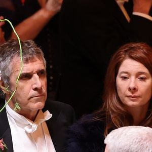 Julien Clerc et sa compagne Hélène Grémillon lors d’un banquet d’état à Guildhall, Londres le 9 juillet 2025. Le couple présidentiel français est en voyage officiel au Royaume Uni pour trois jours.
© Dominique Jacovides / Bestimage