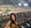 Portée fièrement lors de l'événement, sa création a suscité l'admiration unanime des fans d'Aya Nakamura.