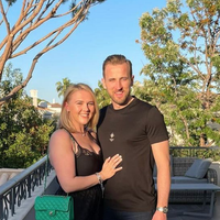 Elle l’a connu à l’école et ne l’a plus quitté : qui est Kate Goodland, la femme de Harry Kane et mère de ses 4 enfants ?