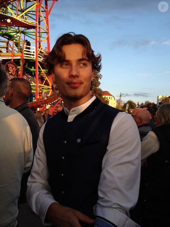 Seraphim von Habsburg-Lothringen, descendant de Sissi l'impératrice, rencontre un franc succès sur les réseaux sociaux. © Instagram