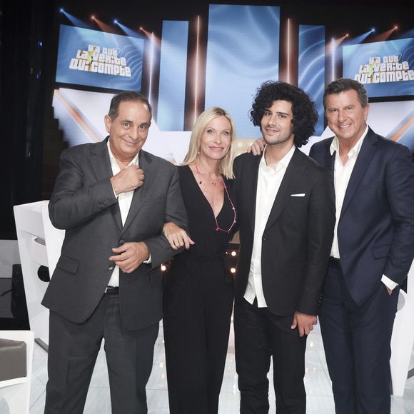 Malgré la fermeture de C8, Pascal Bataille et Laurent Fontaine vont pouvoir rebondir sur une autre chaîne qui diffusera "Y'a que la vérité qui compte" à compter de la rentrée. 

Exclusif - Laurent Fontaine, Rebecca Hampton, Sam (Quentin Cardiem), Pascal Bataille - Enregistrement de l'émission "Y'a que la vérité qui compte", présentée par L.Fontaine et P.Bataille, et diffusée sur C8 à partir du 12 octobre
© Jack Tribeca / Bestimage