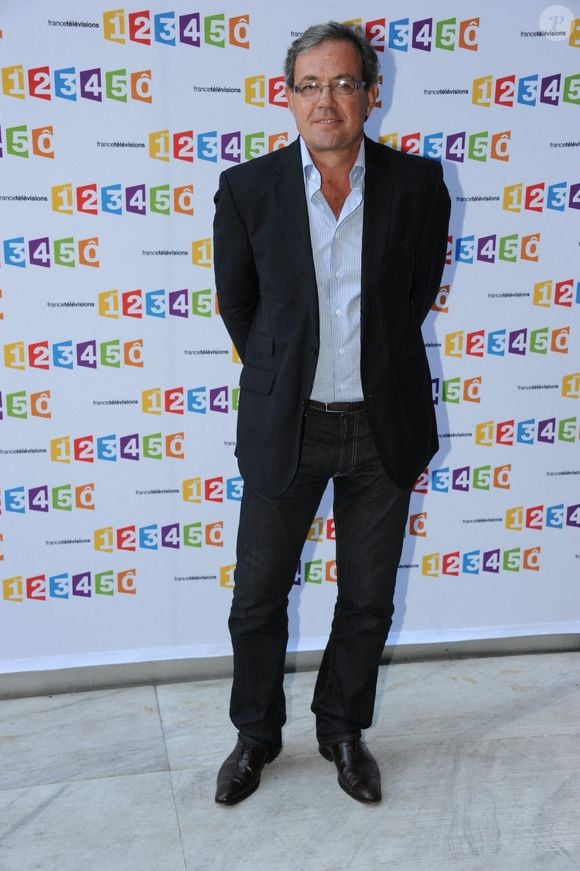 Benoit Duquesne lors de la conférence de presse de France Télévision qui s'est tenue à Paris, France, le 28 août 2012. Photo by Laurene Favier/ABACAPRESS.COM