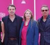 Très belle nouvelle pour cette actrice phare des "Mystères de l'amour". Laure Guibert, Patrick Puydebat, Hélène Rollès et Tom Schacht ( Les mystères de L'amour) - Soirée d'ouverture de CanneSeries Saison 6 au Palais des Festivals de Cannes. © Denis Guignebourg/Bestimage