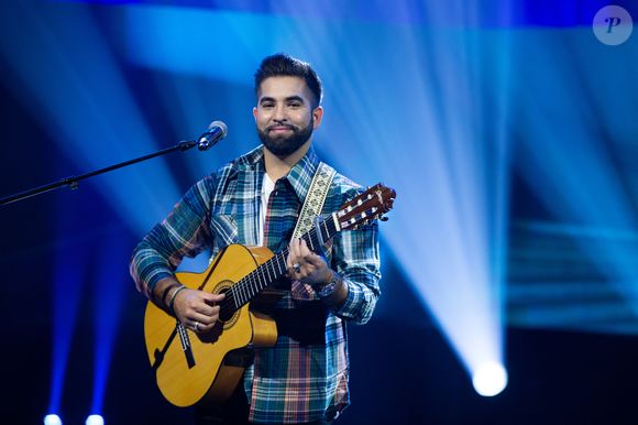 Kendji Girac lors de la 32ème édition du Télévie, l'opération de récolte de dons de RTL Belgium au profit du Fonds de la recherche scientifique (FNRS) pour aider la lutte contre la leucémie et le cancer. ©ALAIN ROLLAND/ IMAGEBUZZ/ BESTIMAGE