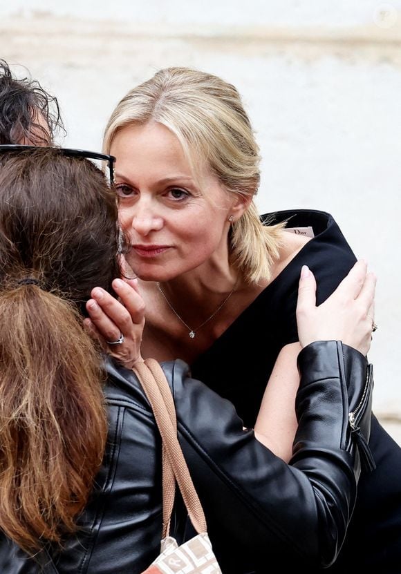 Audrey Crespo-Mara - Sorties des obsèques de Thierry Ardisson en l’église Saint-Roch de Paris, France, le 17 juillet 2025. 

© Clovis-Jacovides/Bestimage