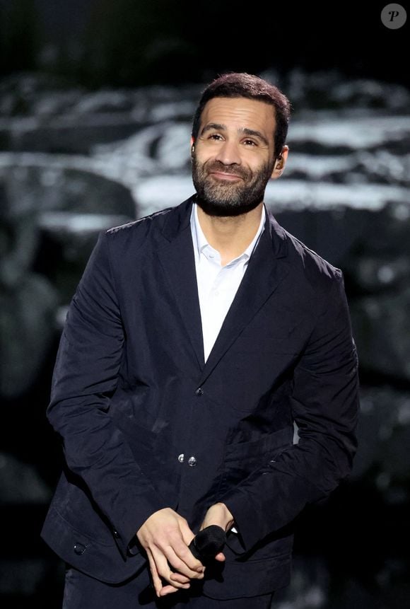 Ycare lors surprises lors de l'enregistrement de l'émission "La chanson secrète N°14", présentée par N.Aliagas et diffusée le 26 décembre sur TF1, consacrée à Nikos Aliagas à Paris le 10 Décembre 2025