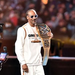 Snoop Dog était un invité spécial à WrestleMania XL au Lincoln Financial Field à Philadelphie, PA, USA le 7 avril 2024. Photo by George Napolitano/Splas News/ABACAPRESS.COM