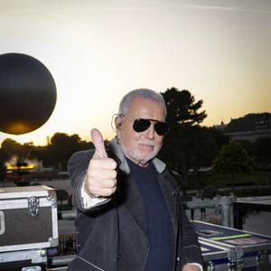 Bernard Lavilliers - Backstage de la soirée du "Grand Concert de la fête de la musique" au Jardin des Tuileries, autour de la vasque olympique, retransmis en direct sur France 2 à Paris le 21 juin 2025.© Marc Ausset-Lacroix - Jack Tribeca - Christophe Clovis / Bestimage