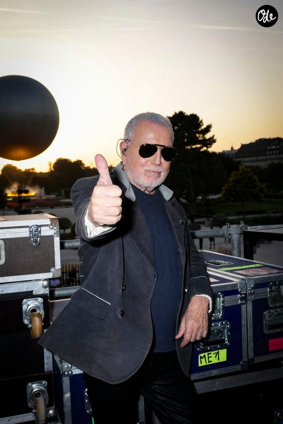 Bernard Lavilliers - Backstage de la soirée du "Grand Concert de la fête de la musique" au Jardin des Tuileries, autour de la vasque olympique, retransmis en direct sur France 2 à Paris le 21 juin 2025.© Marc Ausset-Lacroix - Jack Tribeca - Christophe Clovis / Bestimage