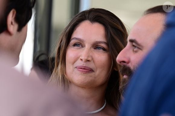 Laetitia Casta à la sortie de l'hôtel Marriott lors du 79ème Festival International du Film de Cannes (12 - 23 mai 2026), le 15 mai 2026.
© Romain Doucelin / Bestimage