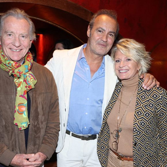 William Leymergie, Roland Perez et Sophie Davant assistent au lancement du livre 'Ma Mere, Dieu et Litzie' de Roland Perez organisé par Five Eyes Production au Buddha Bar à Paris, le 08 novembre 2023. Domine Jerome/ABACA