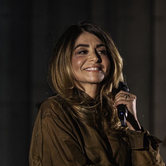 Exclusif - Julie Zenatti lors du premier concert de sa tournée "Le chemin" à l'église Saint-Jean-Baptiste de Belleville à Paris le 24 avril 2025.
© Florian Savina / Bestimage