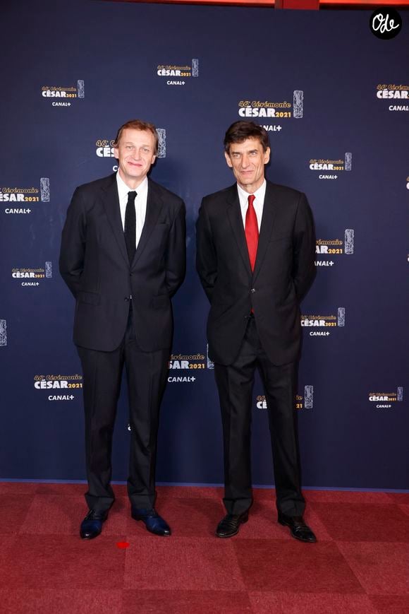 Ce qui faisait la véritable force de leur duo, c'était un respect mutuel absolu et une complémentarité à toute épreuve. Chez les Altmayer, il n'y avait pas de place pour les egos surdimensionnés

Nicolas Altmayer et Eric Altmaye lors du photocall lors de la 46ème cérémonie des César à l’Olympia à Paris, France, le 12 mars 2021.©  Thomas Samson / Pool / Bestimage