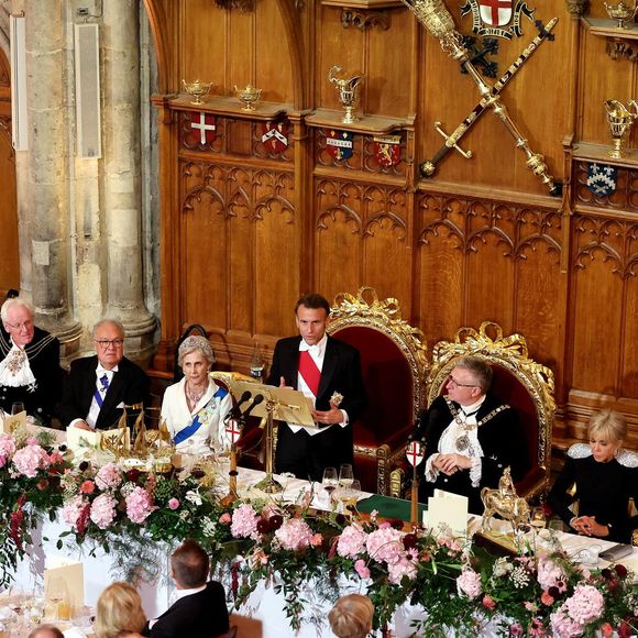 Rachida Dati, Ministre de la Culture, La duchesse de Gloucester, Le président Emmanuel Macron, Alastair King, lord maire de Londres, Brigitte Macron, Le prince Richard, duc de Gloucester, Florence King, Lady Mayoress of the City of London lors d’un banquet d’état à Guildhall, Londres le 9 juillet 2025. Le couple présidentiel français est en voyage officiel au Royaume Uni pour trois jours.

© Dominique Jacovides / Bestimage
