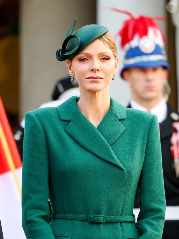 L’événement était placé sous le haut patronage du prince Albert II.

La princesse Charlène de Monaco - Le prince de Monaco et la princesse de Monaco accueillent le président du Portugal, dans la cours d'honneur du Palais Princier à Monaco Le chef d'Etat portugais est en visite officielle en principauté. © Bruno Bebert / Bestimage