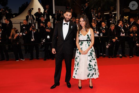 Karim Benzema et sa compagne Lyna Khoudri lors de la montée des marches du film « 13 jours 13 nuits » lors du 78ème Festival International du Film de Cannes. Le 23 mai 2025
© Jacovides-Moreau / Bestimage