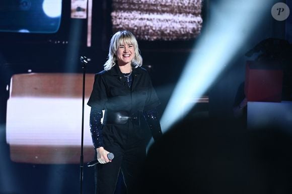 Exclusif - la chanteuse Suisse Stéphane - Enregistrement de l'émission "Vivement dimanche" au studio Rive Gauche, presentée par Michel Drucker . Diffusion sur France 3 le  16/02/2025. © Guillaume Gaffiot/Bestimage