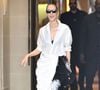 Depuis plusieurs semaines, la star impressionne par son énergie, sa prestance et sa voix incroyable. Mais ce mercredi soir, la fatigue semblait un peu plus présente que d'habitude


Céline Dion acclamée par ses fans à la sortie de l’hôtel Royal Monceau, avant de se rendre à la Plenitude Arena de Paris La Défense, à Paris, France, le 25 septembre 2026. © Pierre Perusseau/Bestimage