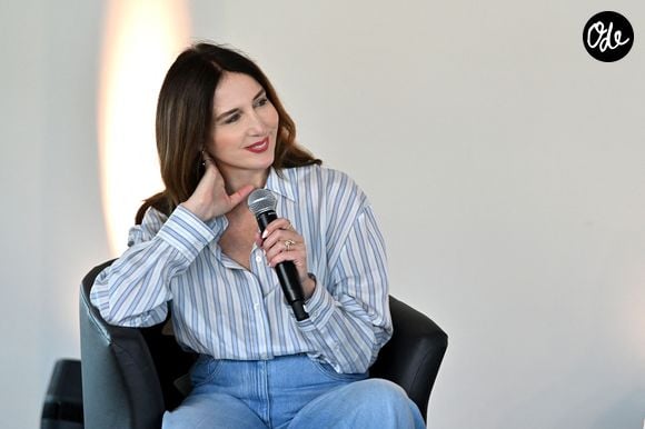 Elza Zylberstein donne une Masterclass dans le cadre du "1er Festival du Film Français - Plans séquences" de Cassis, le 18 octobre 2026. 
© Bruno Bebert / Bestimage