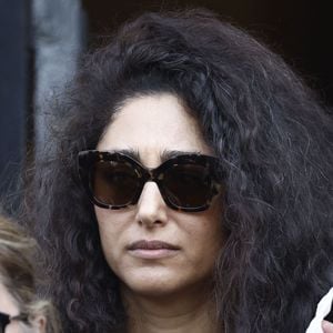 À quelques pas de là, la comédienne Golshifteh Farahani est apparue totalement effondrée à la sortie du dôme.

Golshifteh Farahani aux obsèques de M.Satrapi au Crématorium du Père-Lachaise à Paris, le 19 juin 2026. 
© Cyril Moreau / Bestimage