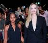 La justice californienne a validé sa demande le 28 septembre 2026, sans qu’aucune objection ne soit formulée.

Angelina Jolie et sa fille Zahara arrivent à la première de "Without Blood" à New York le 14 septembre 2026. 
STARMAX / BESTIMAGE