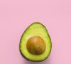 Star des brunchs, des salades, des tartines et des recettes estivales, ce fruit est apprécié autant pour son goût délicat que pour sa texture veloutée.

Thought Catalog /Unsplash