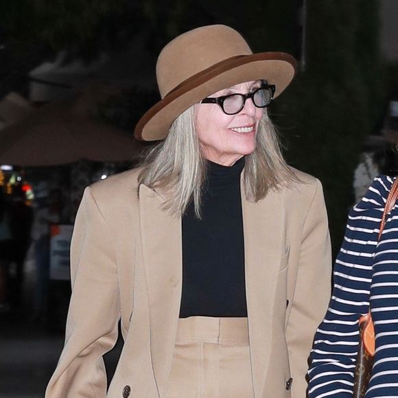 Diane Keaton sort d'un dîner au restaurant Il Pastaio à Beverly Hills le 22 août 2022. Photo : Backgrid USA / Bestimage