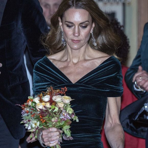 La princesse de Galles est très engagée pour les évènements qui lui tiennent à coeur.

Le prince William, prince de Galles, et Catherine (Kate) Middleton, princesse de Galles, quittent le "Royal Variety Performance 2025" au Royal Albert Hall à Londres. © Backgrid UK/ Bestimage