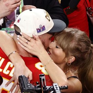 Taylor Swift et Travis Kelce au Super Bowl.(Credit Image: © Charles Baus/Cal Sport Media)