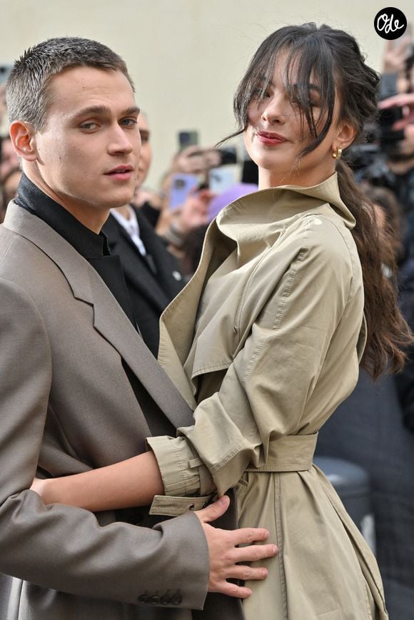 Deva Cassel et Saul Nanni à leur arrivée au défilé Dior lors de la Semaine de la mode haute couture de Paris, à Paris, en France, le 22 janvier 2024. Photo : Julien Reynaud/APS-Medias/ABACAPRESS.COM