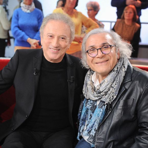 Exclusif - Michel Drucker et Fred Zeitoun  lors de l'enregistrement de l'émission Vivement dimanche présentée par M.Drucker aux studios Rive Gauche, à Paris, France, le 1er octobre 2025. Diffusion sur France 3 le 9 novembre 2025. © Guillaume Gaffiot/Bestimage