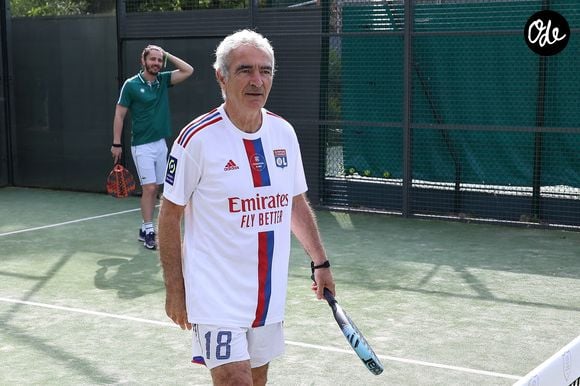 Une nouvelle étape dans la vie de l'ancien sportif.

Guillaume Pley et Raymond Domenech lors du tournoi de padel des célébrités organisé par Lagardère Paris Racing au profit de l’Imagine Institute, le 17 mai 2024 à Paris, en France. Photo de Nasser Berzane/ABACAPRESS.COM