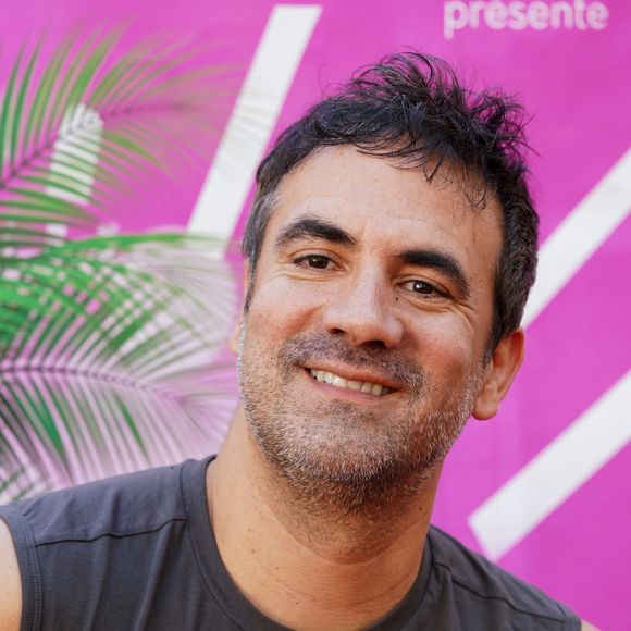 Alex Goude lors de la 13ème édition du festival Les Héros de la Télé de Beausoleil, le 11 octobre 2025. 
© Anne-Sophie Guebey / Bestimage