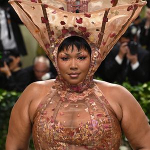 Lizzo au Gala de bienfaisance du Costume Institute 2024 (MET) célébrant l’exposition « Sleeping Beauties : Reawakening Fashion », qui s’est tenu le 6 mai 2024 au Metropolitan Museum of Art à New York. STARMAX / BESTIMAGE