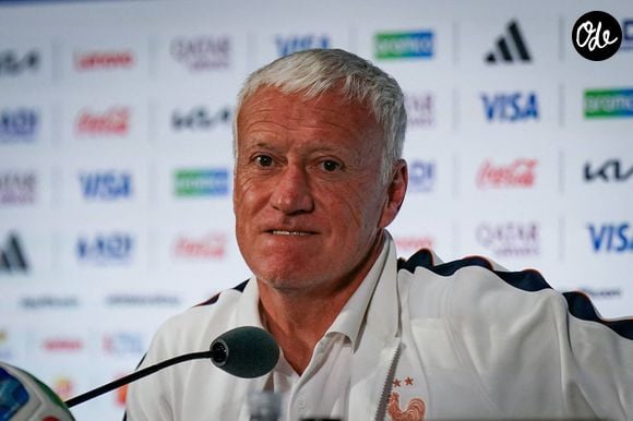 Avec sa femme (qui est originaire du Finistère), ils se sont ressourcés dans leur maison secondaire bretonne. 

FOOTBALL : Conference de presse match France vs Espagne - Coupe du monde 2026 - 13/07/2026 - Didier Deschamps, head coach of France © Imago / PsnewZ / Bestimage