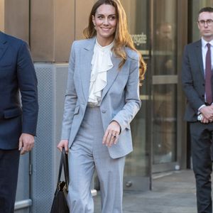 Kate Middleton assiste au Sommet sur l'avenir du travail, organisé par la Royal Foundation et le groupe de travail des entreprises pour la petite enfance à la Salesforce Tower, dans la City de Londres, au Royaume-Uni, le 18 novembre 2025. © Thomas Krych/ZUMA Press Wire/Bestimage