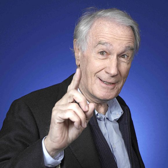 Alors qu'il revient jeudi 2 octobre prochain sur TF1 dans la série policière "Enquête en famille"...

Bernard Le Coq pose lors d'une séance de portrait à Paris, France, décembre 2022. Photo par VIM/ABACAPRESS.COM