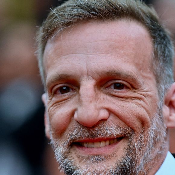 Bon joueur, le réalisateur de "La Haine" ne semblait pas l'avoir après cette déconvenue.

Mathieu Kassovitz assiste au tapis rouge de Highest 2 Lowest lors du 78ème Festival de Cannes au Palais des Festivals le 19 mai 2025 à Cannes, France. Photo par Franck Castel/ABACAPRESS.COM