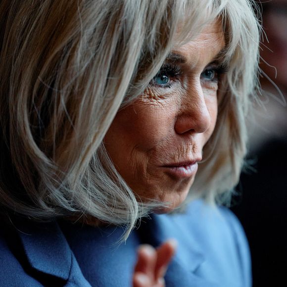 C'est pour le Prix de l’Entente Littéraire qu'elles se sont retrouvées ce mercredi 4 décembre à la résidence de l'Ambassadeur de France à Londres. 

Brigitte Macron et Camilla Parker Bowles, reine consort d'Angleterre, assistent à la cérémonie de remise du prix littéraire de l'Entente à la résidence de l'ambassadeur de France à Londres, le 4 décembre 2024. 
© Julien Burton / Bestimage