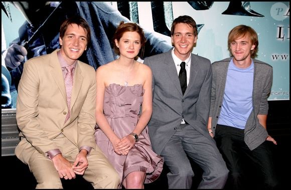 Oliver Phelps, Bonnie Wright, James Phelps et Tom Felton – avant-première du film Harry Potter et le Prince de sang-mêlé à la Gare du Nord.
Guillaume Gaffiot/Bestimage
